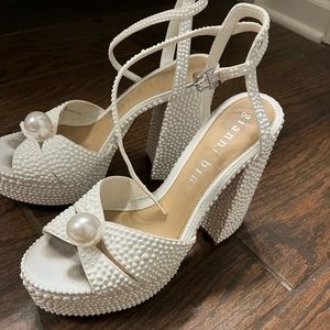 White platform pearl heels- used